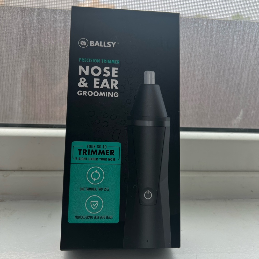 Ballsy Nose and Ear Grooming
